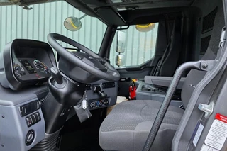 Grove 2025 - GMK5150XL Available For Rent, Dutch Registration, image 3 miniature