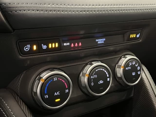Mazda 2 2021 - 1.5i SkyActiv-G Signature 90PK Leder Navi DAB+ Apple CarPlay 360 Camera Head Up Display PDC image 40