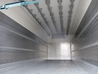 MAN TGS 2015 - L2007 with Meat rails imagen 5