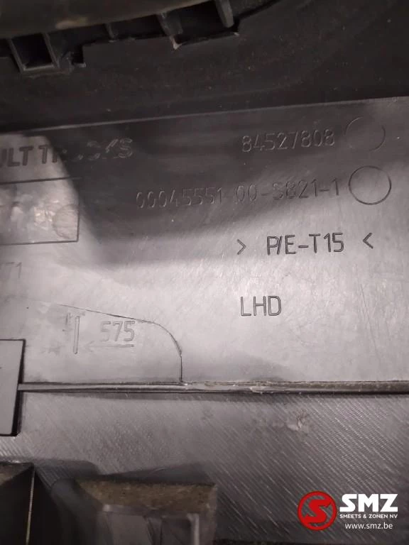 Renault - Occ interieurconsole Renault zdjęcie 3