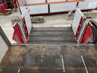 Volvo FM 2007 - 300 4x2 - Livestock 1 deck - Euro 4 - I shift image 18