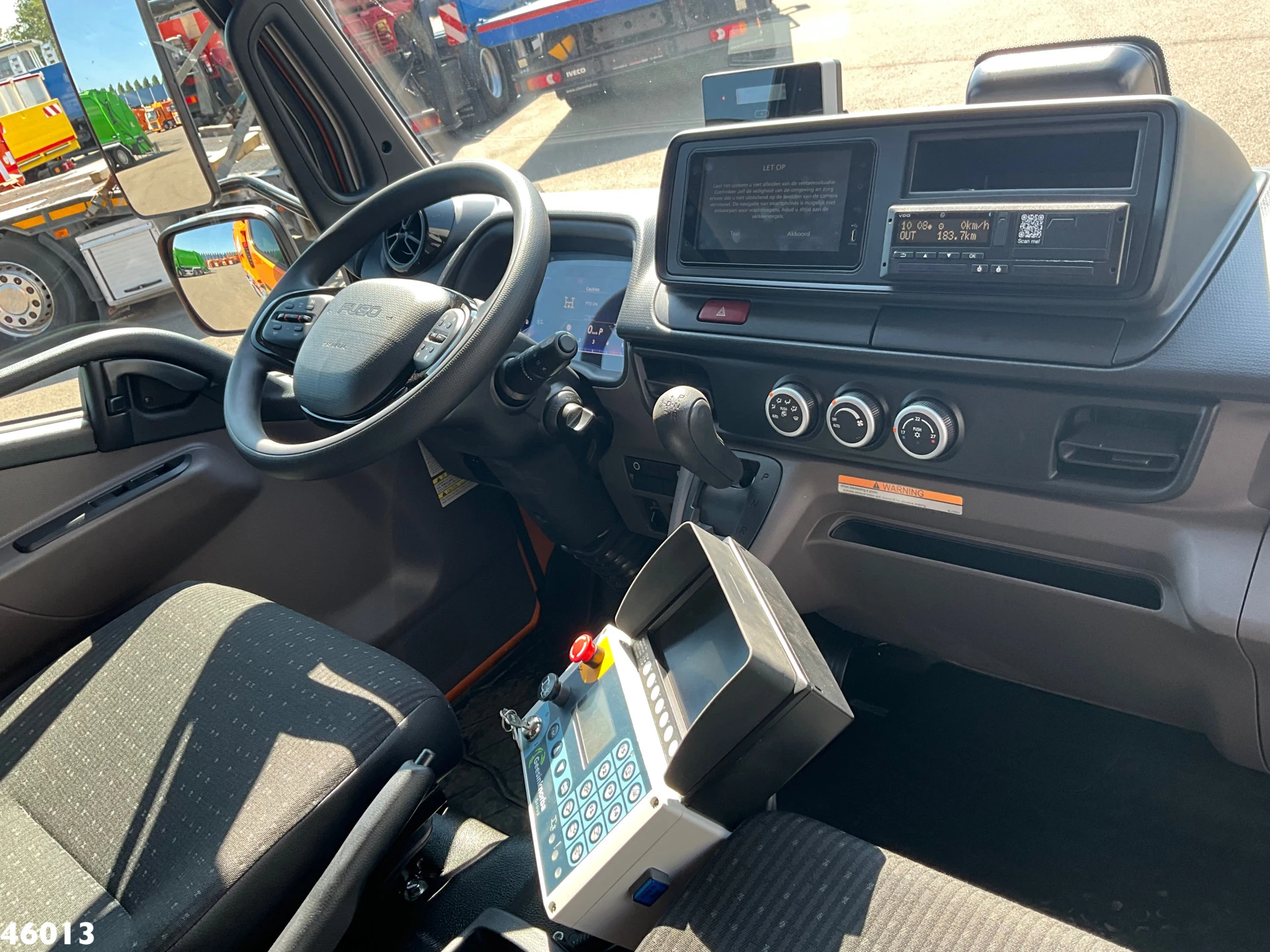 FUSO Canter 2026 - 9C18 Euro 6 Geesink 7m³ obrázek 10