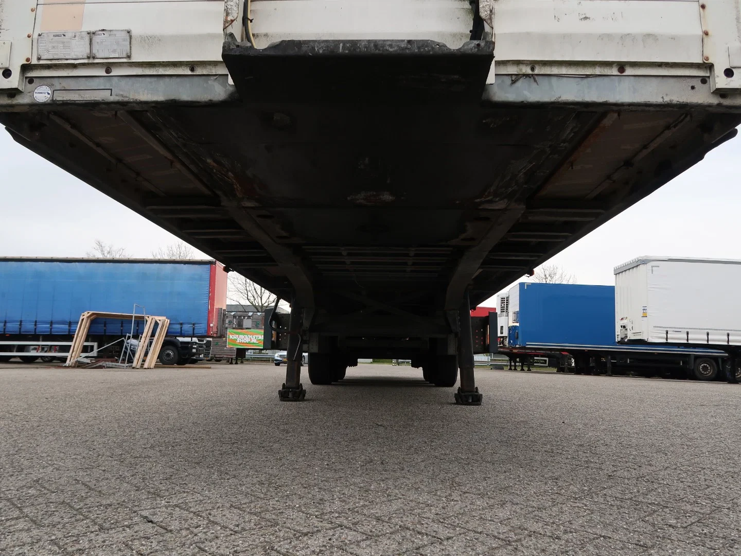 Schmitz Cargobull SKO 24/L-13.62 FP25 EXPRESS-2 2009 - SKO 24, 3 Achsen, Disc Brakes, NL Trailer, TOP! afbeelding 3