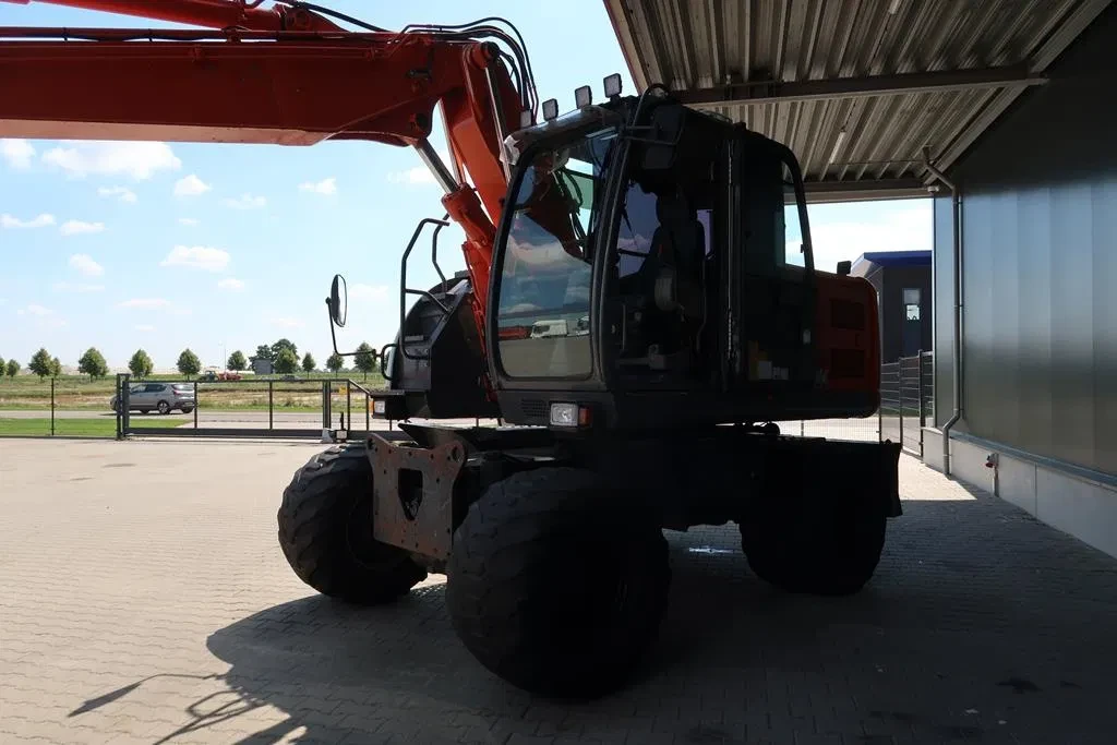Hitachi 2009 - ZX140 W-3 afbeelding 23