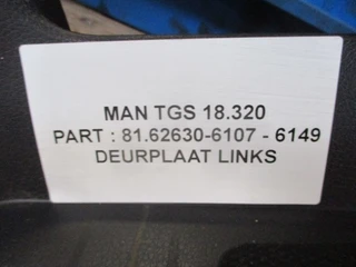 MAN TGS - 81.62630-6107 DEUR PLAAT imagen 2 miniatura