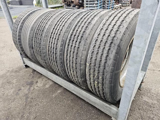 Trailer TRAILER TIRES 275/70 R 22.5 ON RIM SINGLE MONTAGE. 2004 - N/A imagen 8