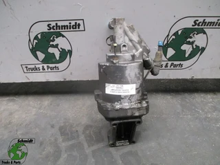 Scania - 1784480 KOPPELINGS POMP R 400 EURO 5 en venta