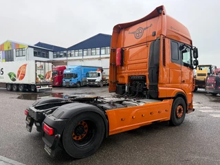 DAF XF480 2019 - 4X2 MANUAL GEAR + TIPPER HYDRAULICS + SPECIAL INTERIOR image 4