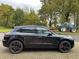 Porsche Macan 2016 - 3.6 Turbo aut ,sport chrono,panod,21inch bild 4