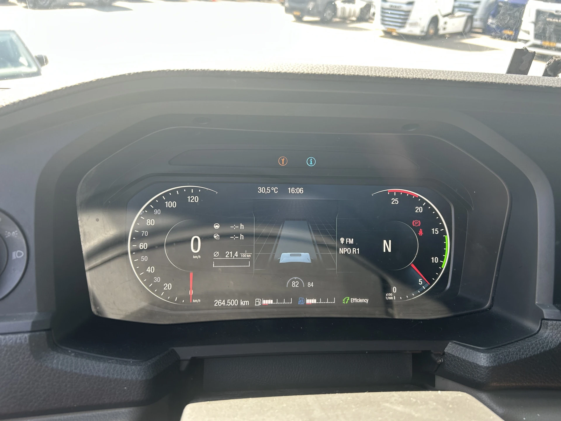 MAN TGX 2023 - 18.470 GX / 264 dkm / Retarder image 4
