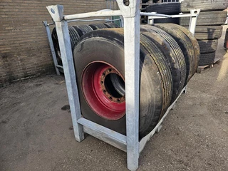 BRIDGESTONE R 164 \ TRAILERBAND | 425/65 R 22.5| 4 STUKS | 12-12-8-5 MM PROFIEL| 2010 - N/A image 3