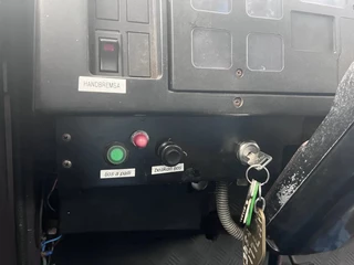 International 4600 1989 - 4x2 210HP + TEUPEN hyLIFT obrazek 19