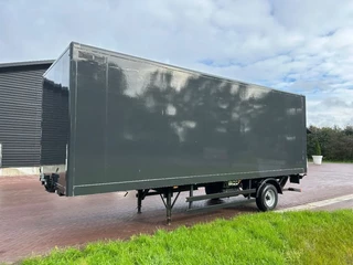 Saxas N/A 2008 - be oplegger 8.9 ton met laadklep 1500 kg breed 243.5 cm afbeelding 3
