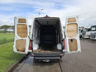 Mercedes-Benz Sprinter 2022 - 317 obrazek 14