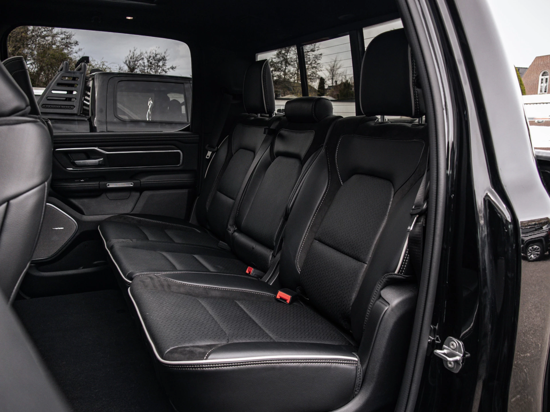 Dodge Ram 1500 2024 - Laramie Premium imagen 16