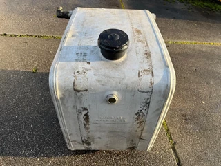 DAF N/A - Hydrauliek tank L70 B50 H62 obrazek 1