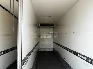 Volvo 240 2010 - FL Closed Box | Refrigerated | Low Milage | Excellent state | изображение 11