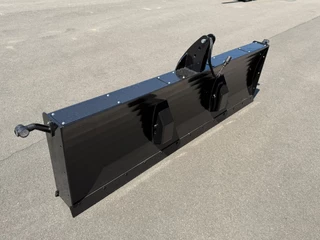 2026 - Frontschuif / Frontgewicht / Frontbumper te koop