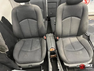 Mercedes-Benz N/A - Occ set interieur met zetels W211SW Mercedes afbeelding 5