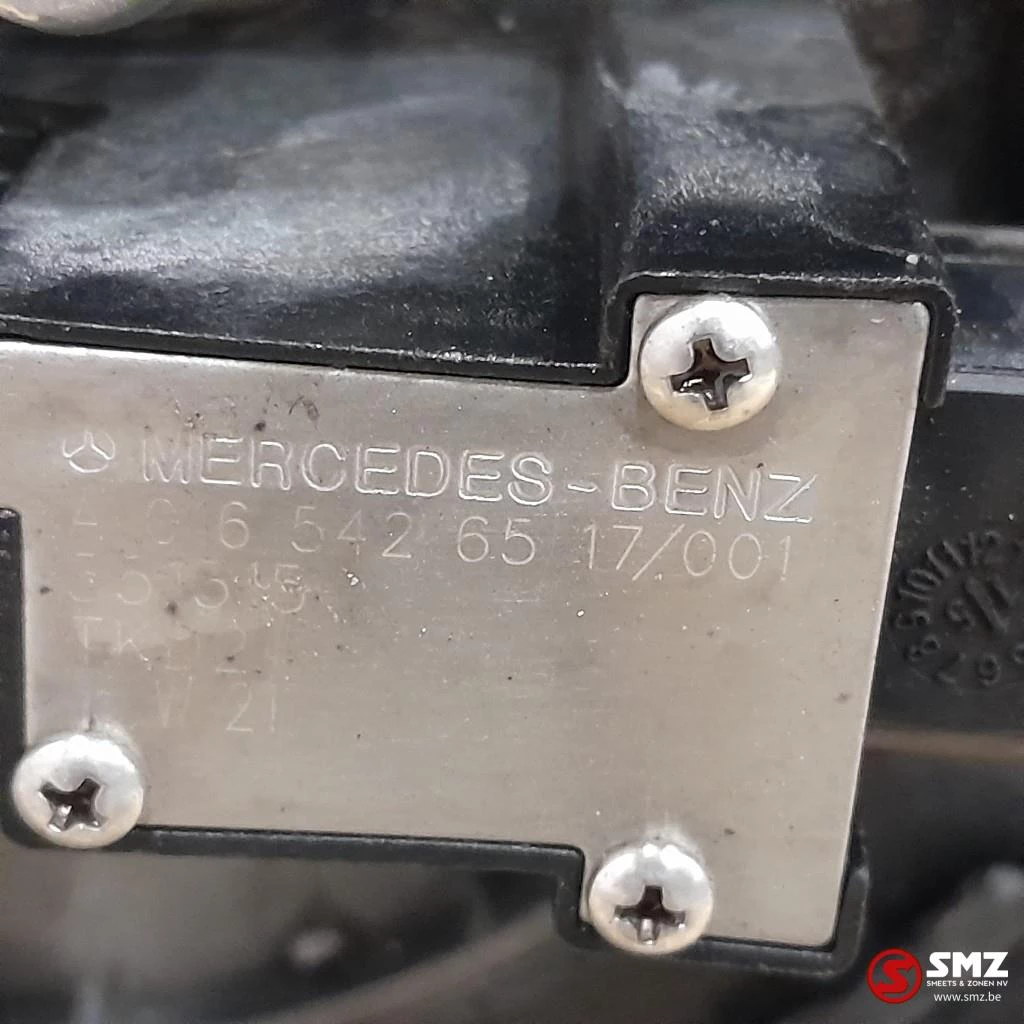 Mercedes-Benz 2015 - Occ AdBluetank 60L + AdBlueniveausensor Mercedes obrázek 6