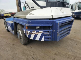 Terberg RT283 | TERMINAL TRACTOR 4X4| TURNING CHAIR. | AUTOMATIC GEAR | 24159 HOURS. 2011 - N/A изображение 9