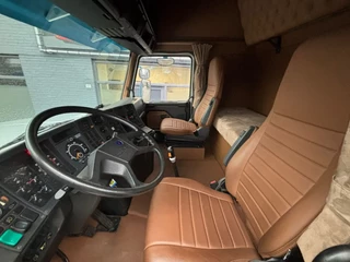 Scania T 1995 - T143-420 V8 Torpedo 6x2 V8 steel/air retarder manual special interior obrazek 7