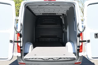 Mercedes-Benz eSprinter 2024 - 314 RWD L2H1 Pro 81kWh immagine 11