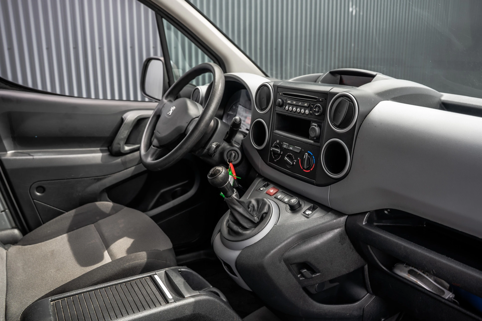 Peugeot Partner 2018 - 1.6 HDi BlueHDi 75 | Cruise | Airco afbeelding 2