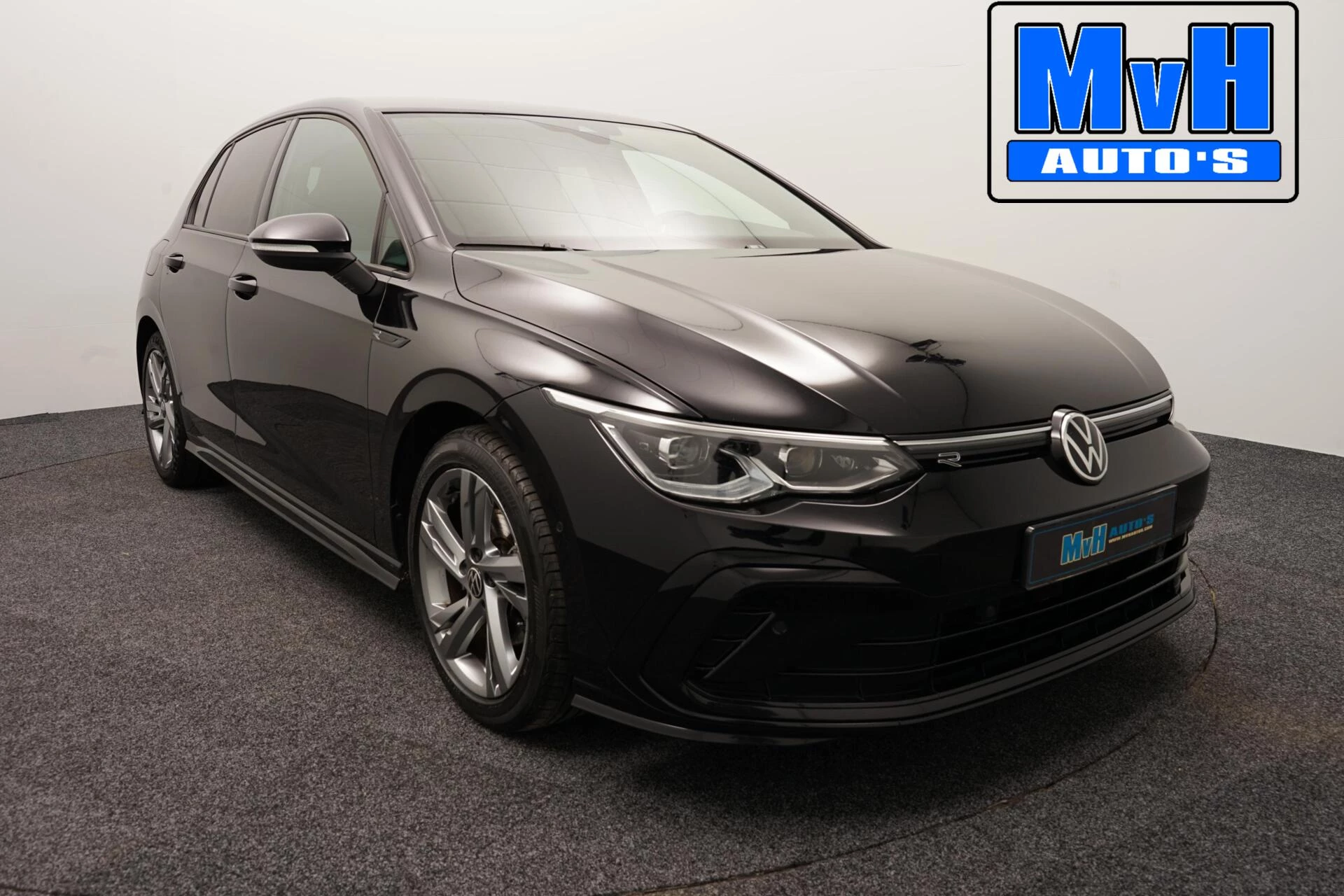 Volkswagen Golf 2020 - 1.5 eTSI R-Line|SPORTSTOEL|LUXE|LED| afbeelding 64
