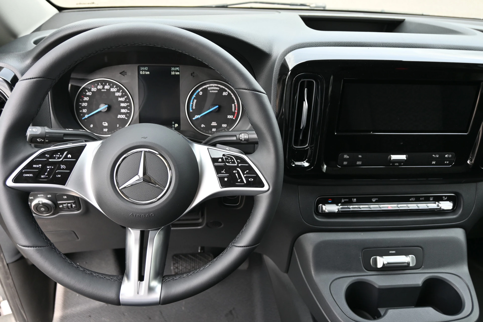 Mercedes-Benz eVito 2026 - 112 Facelift L2 60 kWh Pro obrázek 13