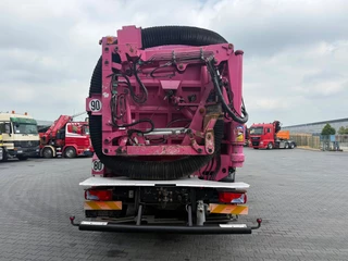 MAN TGS 2011 - 35.480 8X4-4 BL / RSP ESE 32/10-DV-K Saugbagger / Suction excavator / Grondzuiger image 4