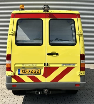 Mercedes-Benz Sprinter 1998 - 310 D lang/hoog Personenbus 8 zitpl.ambulance image 18
