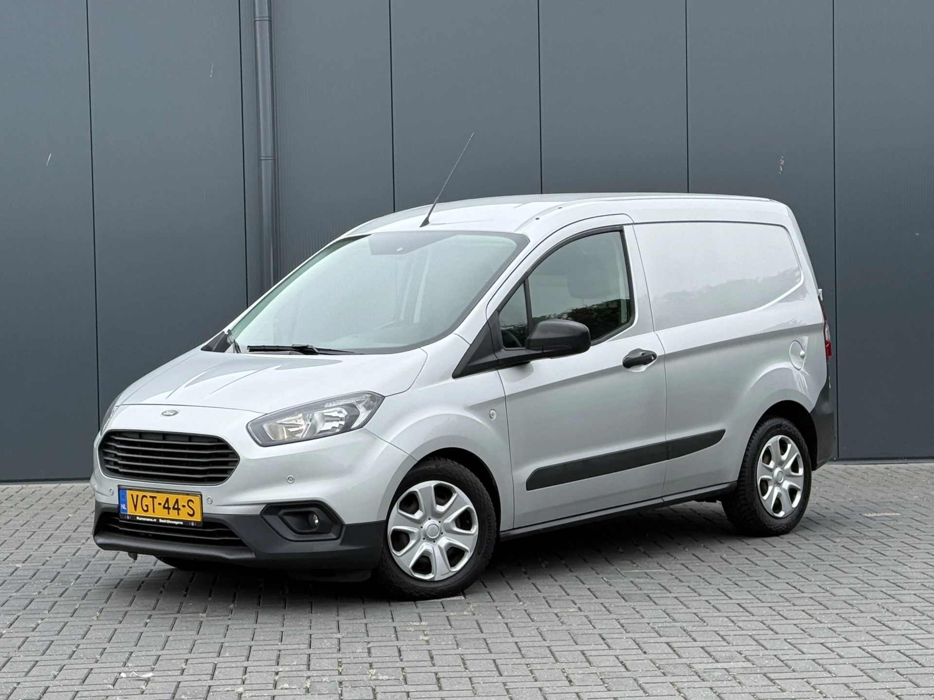 Ford Transit Courier 2020 - 1.5 TDCI / 1e EIGENAAR / 23.338 KM!! / AIRCO / PDC / NAVI / DAB zdjęcie 2