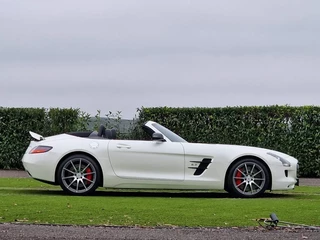 Mercedes-Benz SLS 2013 - GT 6.3 AMG Roadster - Full spec - German registration imagem 33