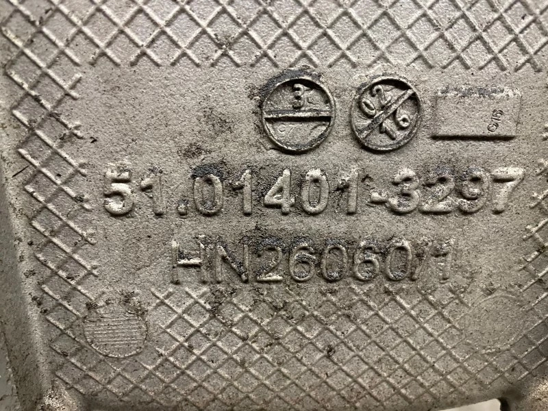MAN - 51.01401-5421 VLIEGWIELHUIS D2676 LF zdjęcie 3