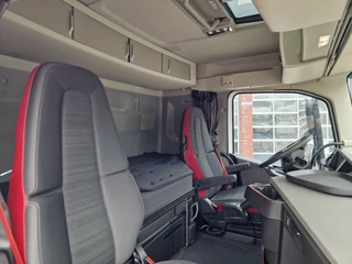 Volvo FH 2020 - 13.500 6x2/4 Low roof - MA chassis - PTO/Hydraulic - Full air bild 22