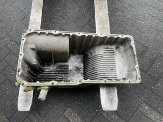 Mercedes-Benz N/A - A 4220140102 / A 422 014 01 02 CARTERPAN V-8 ENGINE imagen 5