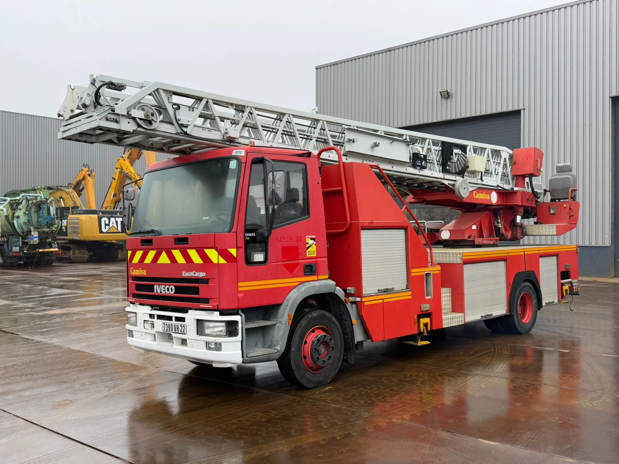 Iveco 130E23 4x2 Firetruck 1997 afbeelding 1