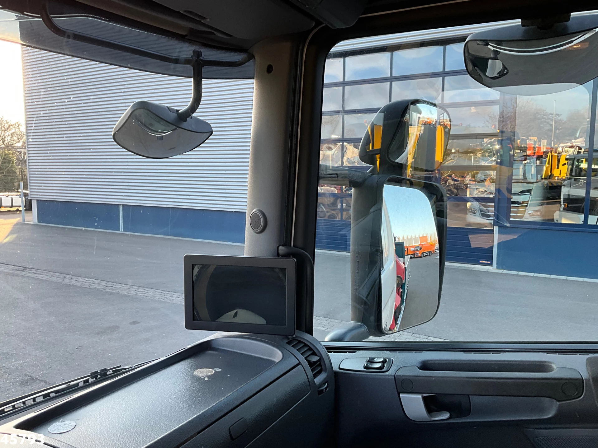 Scania P 2017 - 320 Euro 6 HMF 26 Tonmeter laadkraan obrázek 32