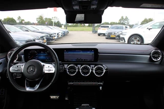 Mercedes-Benz CLA 2022 - Shooting Brake 200 AUT7 AMG LINE NIGHT PANORAMADAK SFEER CARPLAY KEY-LESS GO MULTIBEAM obrazek 16