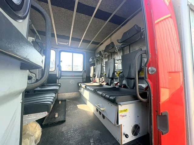 DAF 65.210 1994 - ATI CREWCAB KRONENBURG FIRE TRUCK (ONLY 26.750 KM!!! / EURO 2 / FULL STEEL SUSPENSION / MANUAL GEARBOX / ETC.) afbeelding 16