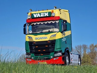 Scania S 2019 - S580 Highline - Full spec - Show truck - BUFFL interior - Retarder - Full air - Night clima zdjecie 44