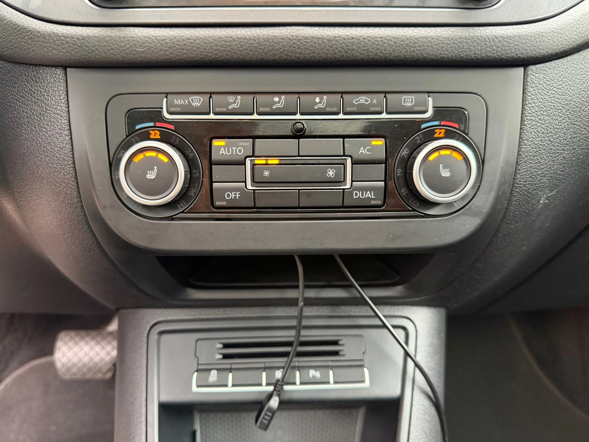 Volkswagen Tiguan 2011 - 2.0 TSI Sport&Style 4Motion bj.2011 Autom|Pano|Trekh|Navi. afbeelding 23