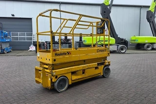 Haulotte 2011 - Compact 8 As-Is, Electric, 8m Working Height, 350k immagine 2 miniatura