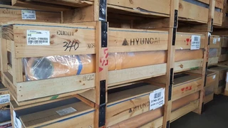 Hyundai N/A - Boom Cylinder RH - Robex 320 LC-7, 31N9-50112 image 5