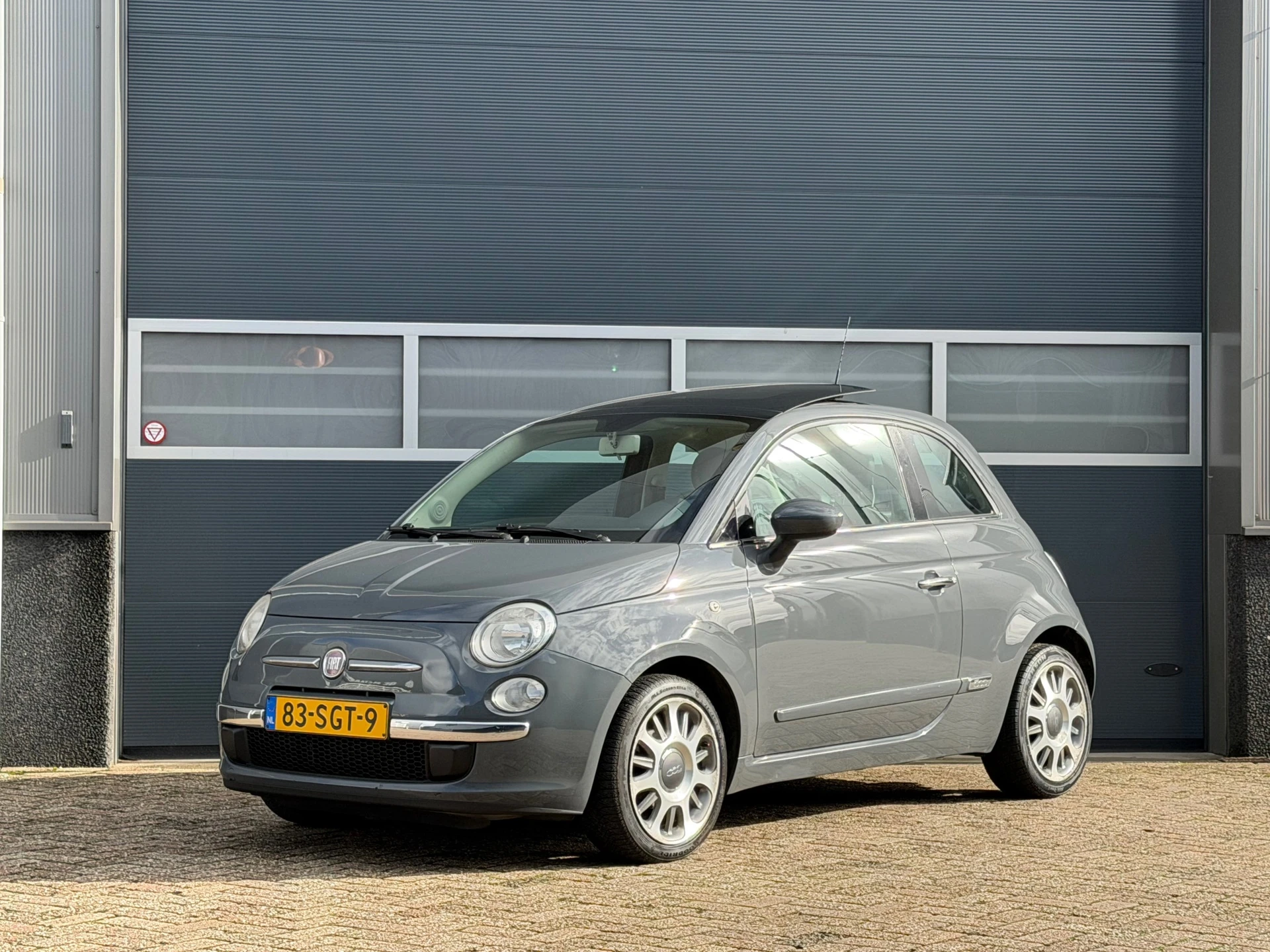 Fiat 500 2011 - 1.2 Lounge bj.2011 Pano|Airco|LM velg|Nap. afbeelding 1