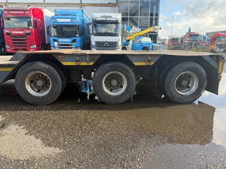 MOESSBAUER N/A 1978 - 3 AXLE, LAST AXLE STEERING image 4