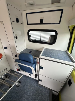 Volkswagen LT 2005 - LT 2.8 TDI 158 PK lang Ambulance Rettungswagen obrazek 6