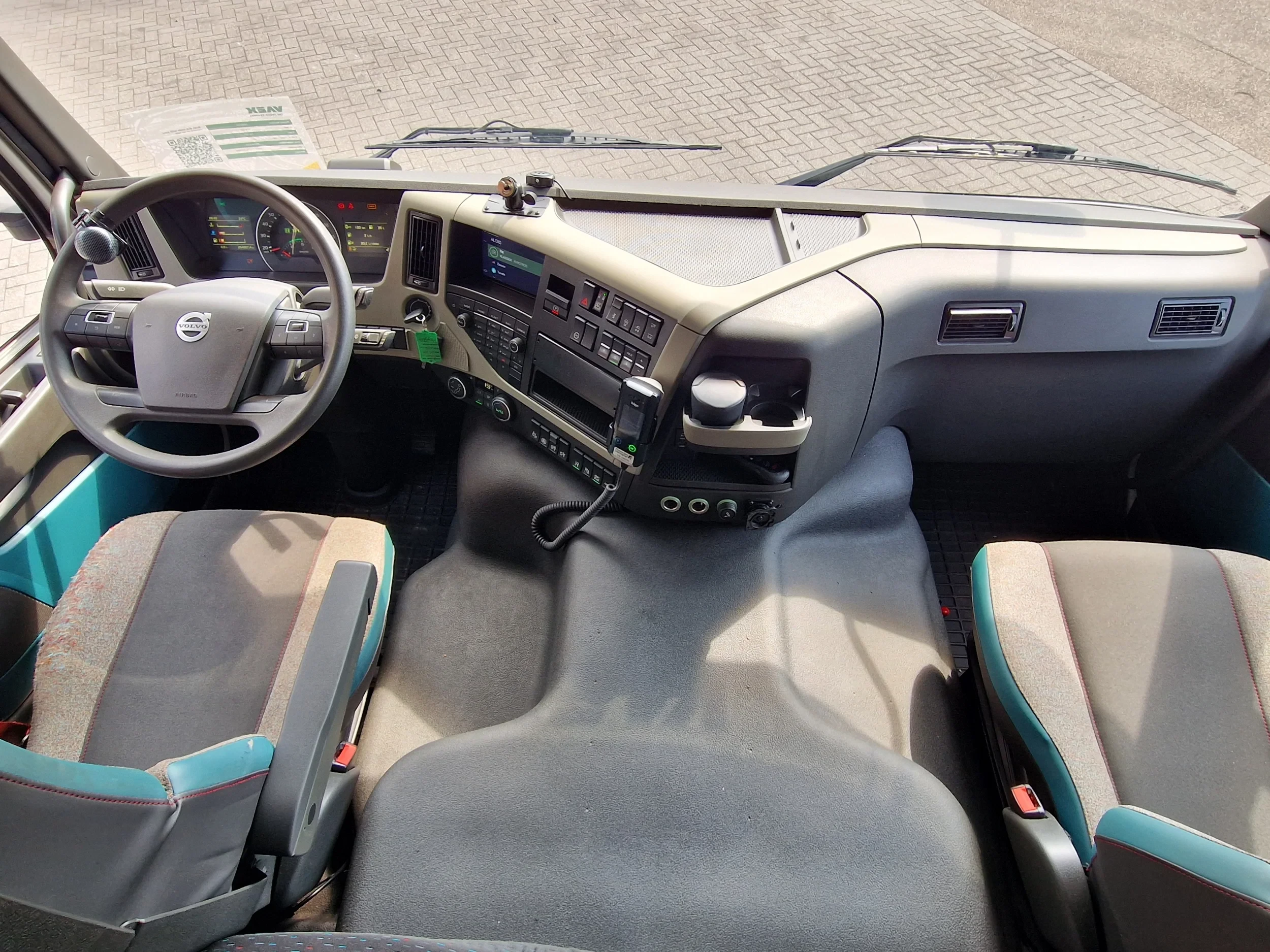 Volvo FM 460 2020 - full air - VEB - Zepro lift - low KM - sleep cab - EURO 6 afbeelding 23