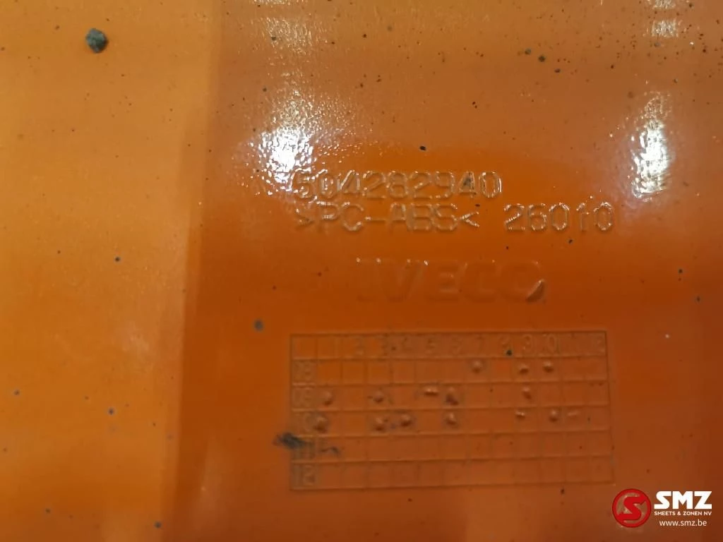 Iveco 2013 - Occ zijspoiler links Iveco Stralis obrázek 2